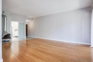 Photo #5: 240010780 Listing