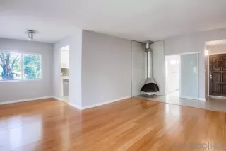 Photo #6: 240010780 Listing