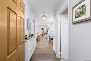 Photo #2: 240010816 Listing