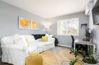 Photo #6: 240010816 Listing