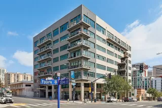 Photo #3: 240010826 Listing