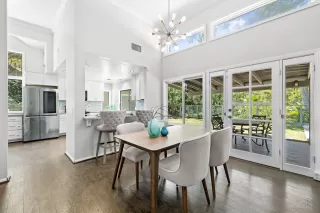 Photo #4: 240010847 Listing