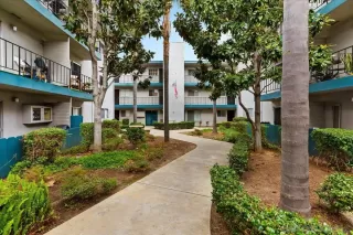 Photo #1: 240010852 Listing