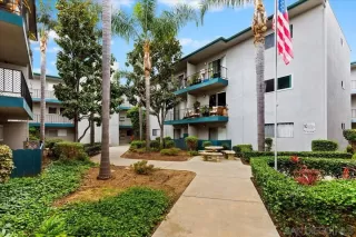 Photo #4: 240010852 Listing