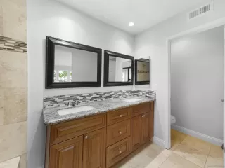 Photo #4: 240010880 Listing