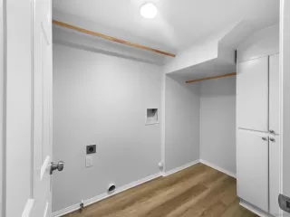 Photo #6: 240010880 Listing