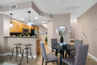 Photo #6: 240010921 Listing 