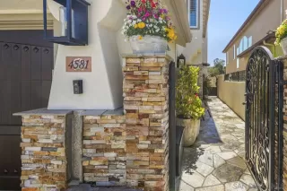 Photo #3: 240010924 Listing