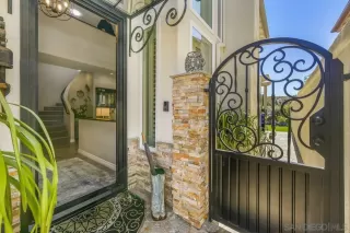 Photo #4: 240010924 Listing