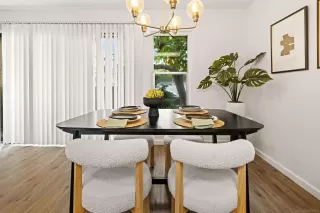 Photo #3: 240010934 Listing