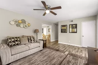 Photo #6: 240010935 Listing