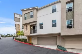 Photo #2: 240010972 Listing