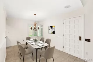 Photo #6: 240010974 Listing