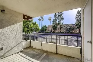 Photo #6: 240010992 Listing