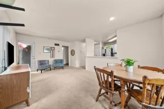 Photo #5: 240010996 Listing