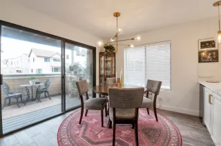 Photo #2: 240011024 Listing