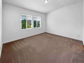 Photo #3: 240011043 Listing 