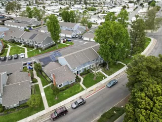 Photo #1: 240011053 Listing 