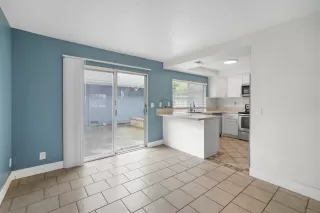 Photo #5: 240011053 Listing 