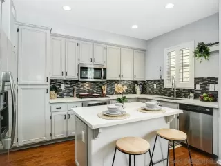 Photo #6: 240011074 Listing