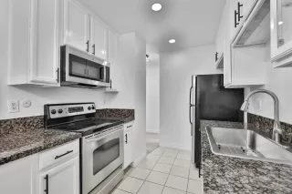 Photo #3: 240011081 Listing 