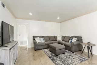 Photo #2: 240011118 Listing