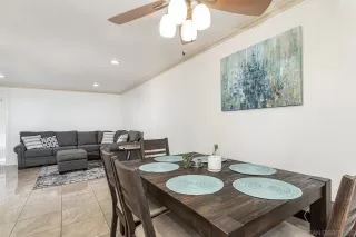 Photo #4: 240011118 Listing