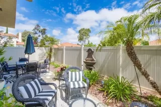 Photo #5: 240011127 Listing