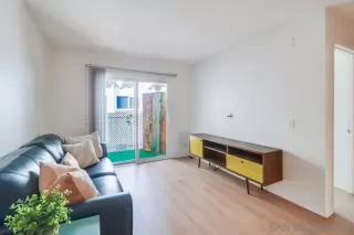 Photo #5: 240011136 Listing 