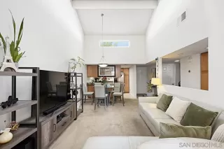 Photo #5: 240011151 Listing