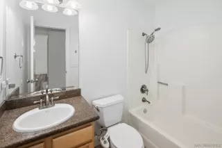 Photo #3: 240011164 Listing