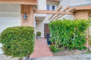 Photo #2: 240011165 Listing