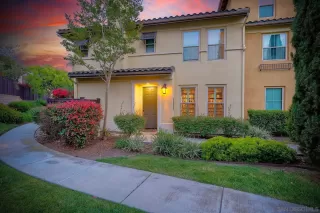 Photo #1: 240011193 Listing