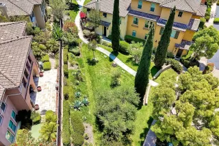 Photo #4: 240011193 Listing