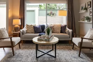 Photo #2: 240011209 Listing