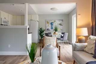 Photo #4: 240011209 Listing