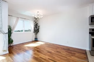 Photo #1: 240011261 Listing