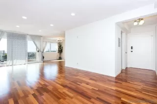 Photo #2: 240011261 Listing