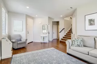 Photo #5: 240011305 Listing