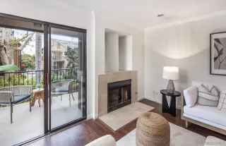 Photo #2: 240011313 Listing 