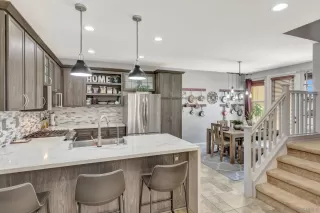 Photo #3: 240011341 Listing