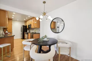 Photo #6: 240011407 Listing