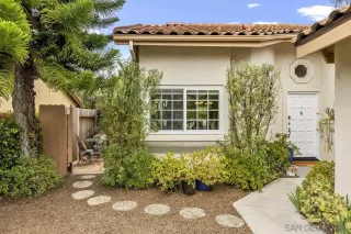 Photo #2: 240011419 Listing