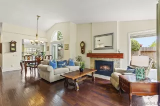 Photo #4: 240011419 Listing