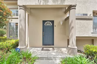 Photo #1: 240011433 Listing