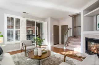 Photo #2: 240011438 Listing 