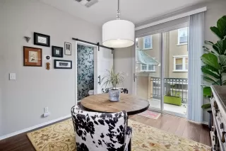 Photo #3: 240011445 Listing 