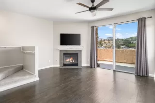 Photo #3: 240011523 Listing