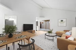 Photo #2: 240011551 Listing 