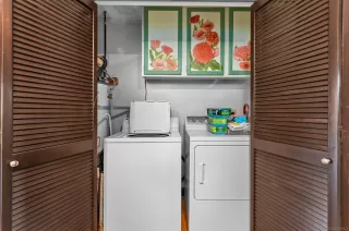 Photo #6: 240011575 Listing